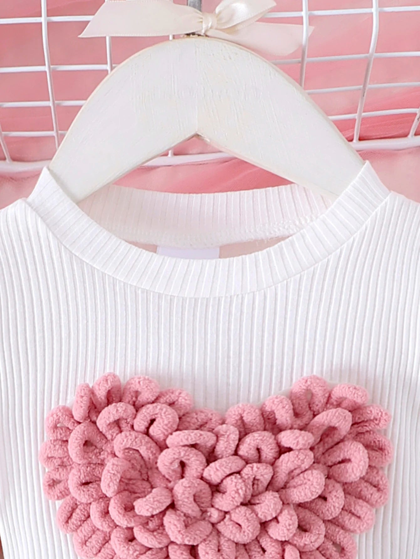 2 peças inverno novo estilo para meninas de 0 a 3 anos, mangas de bolha confortáveis, doces e fofas, top de capítulo de amor + conjunto de saia curta rosa