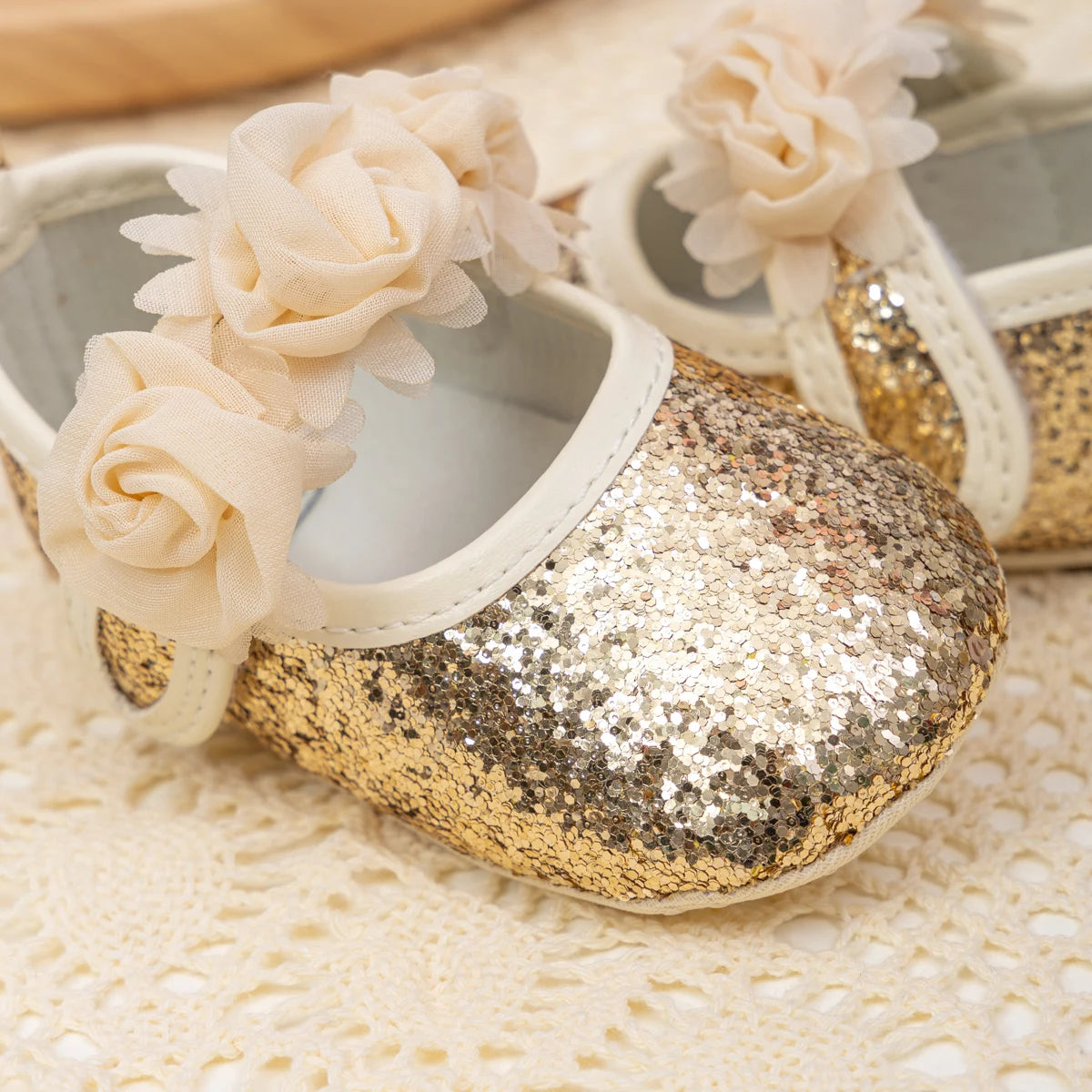 Sapatos de Festa para Bebês com Renda Floral