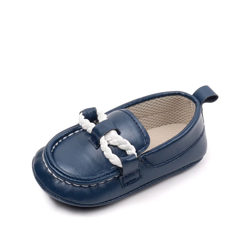 Sapatinho de Bebê Antiderrapante - Conforto e Segurança